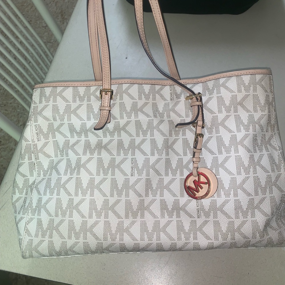 Michael kors logo tote bag